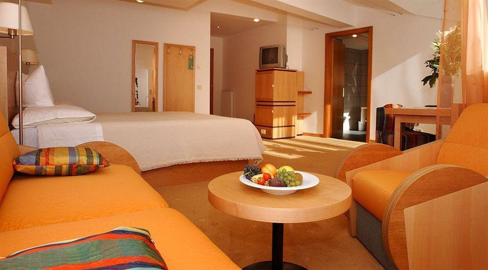 Hotel Krone - Eat, Drink, Stay Bressanone Ngoại thất bức ảnh