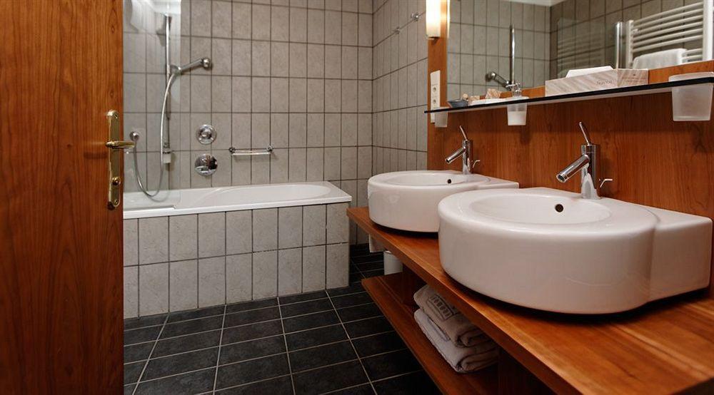 Hotel Krone - Eat, Drink, Stay Bressanone Ngoại thất bức ảnh