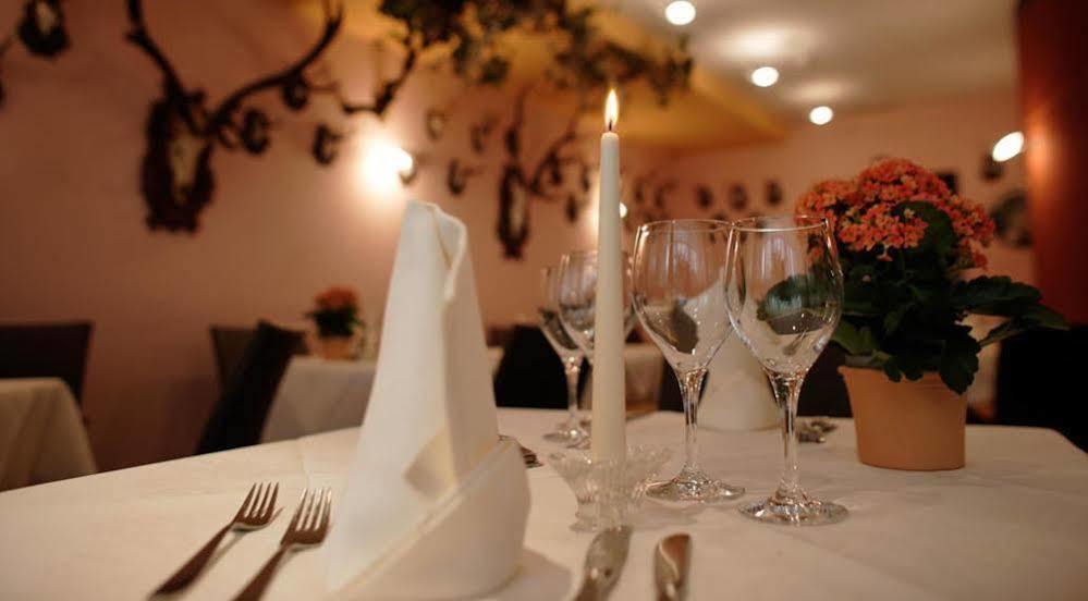 Hotel Krone - Eat, Drink, Stay Bressanone Ngoại thất bức ảnh
