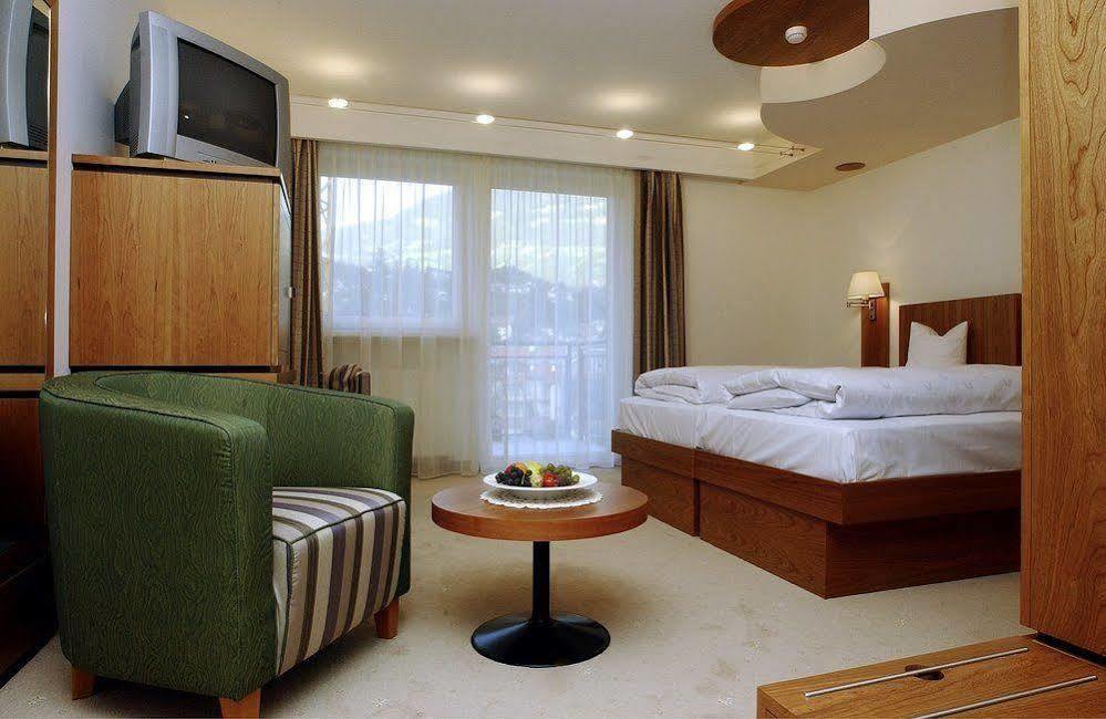 Hotel Krone - Eat, Drink, Stay Bressanone Ngoại thất bức ảnh