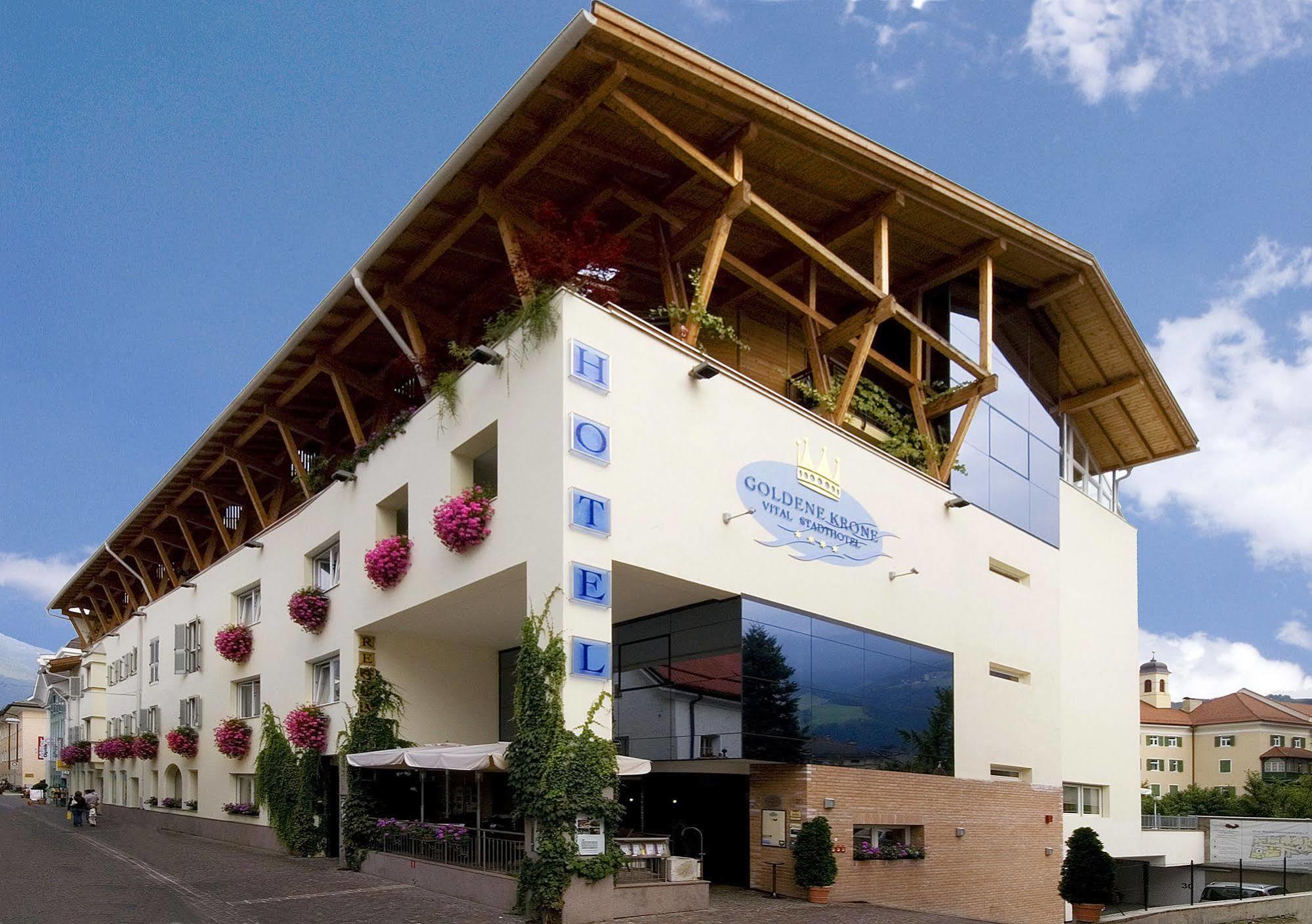 Hotel Krone - Eat, Drink, Stay Bressanone Ngoại thất bức ảnh