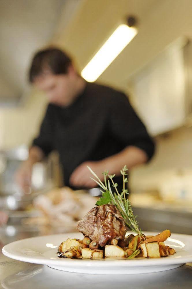 Hotel Krone - Eat, Drink, Stay Bressanone Ngoại thất bức ảnh
