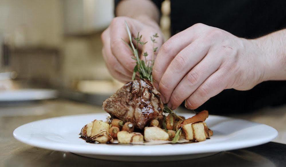 Hotel Krone - Eat, Drink, Stay Bressanone Ngoại thất bức ảnh