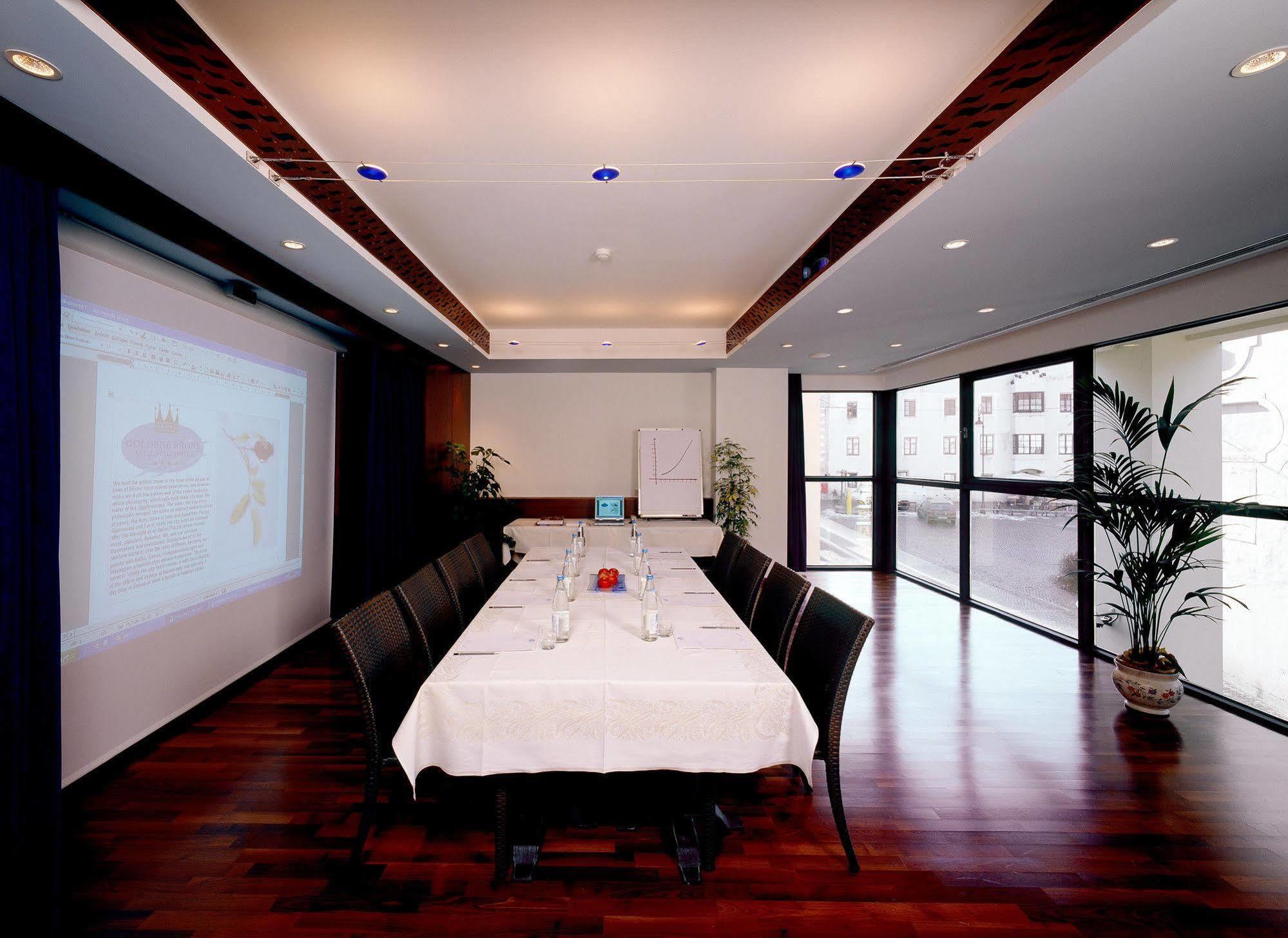 Hotel Krone - Eat, Drink, Stay Bressanone Ngoại thất bức ảnh